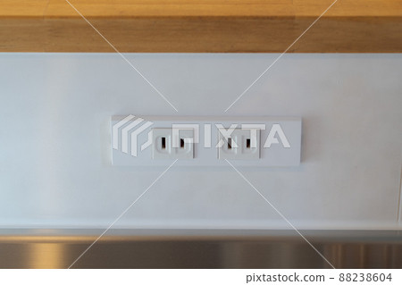 Outlet 88238604