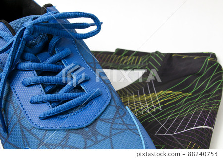 Shoes, shoes, running shoes, running, jogging, exercise, outer shoes, training, T-shirts, clothes 88240753