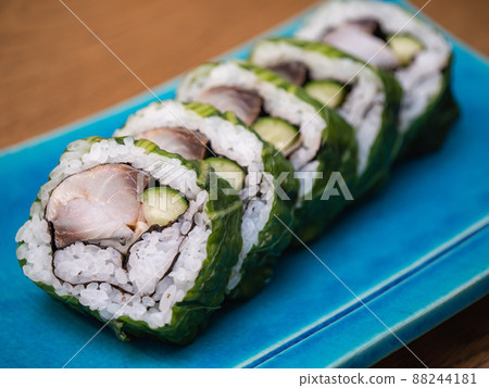 Mackerel sushi made by wrapping mackerel,... - Stock Photo [88244181] -  PIXTA