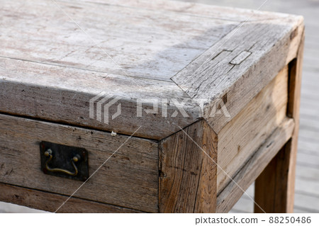 wooden tree wood timber grain of wood board old table 88250486