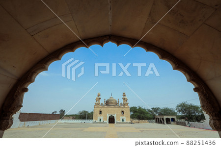Abbasi Jamia Masjid Qila Mosque built by Nawab Bahawal Khan near to Derawar Fort in Yazman Tehsil, within the Cholistan Desert in Bahawalpur, Pakistan 88251436