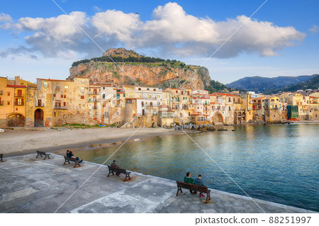 Outstanding evening cityscape of Cefalu city. 88251997