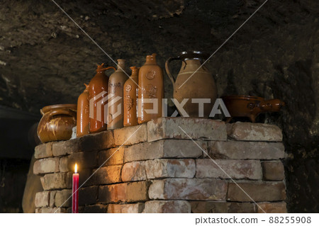 dishes in a medieval tavern, Hungary 88255908