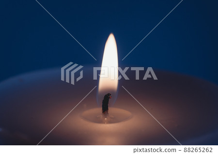 candle and candle 88265262