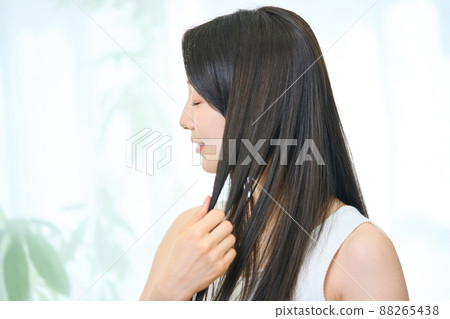 Beautiful woman with hair Beautiful woman with hair 88265438