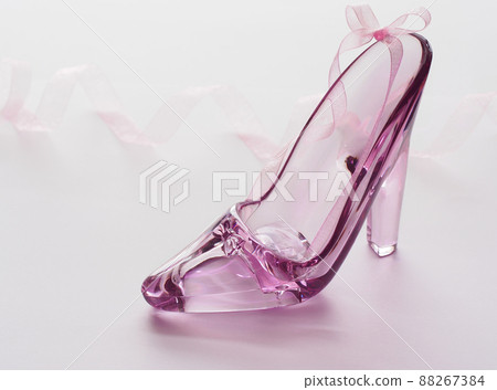 Cinderella's glass shoes 88267384