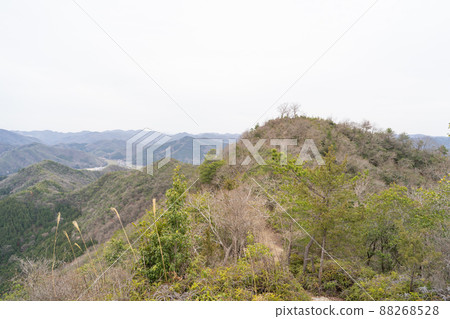 Ninomaru trace of Mt. Otori and Mt. Ikoma (Kamigori Alps) 88268528