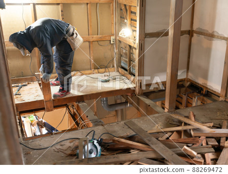 Residential skeleton remodeling demolition site Residential skeleton remodeling demolition site 88269472