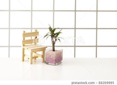 Interior image of windows and tables 88269995