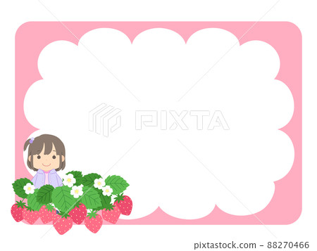 女孩和草莓地的裝飾框架 88270466