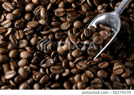 滿屏的咖啡豆和咖啡勺 88270570