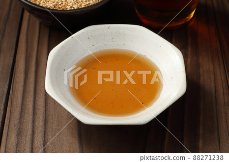 Sesame oil  88271238