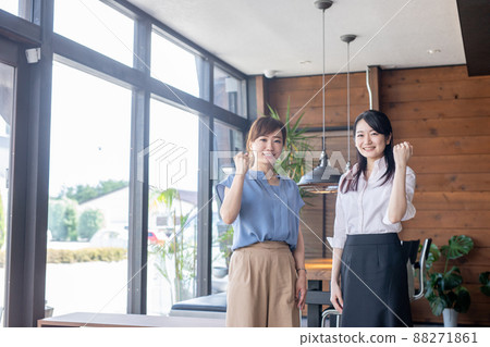 Business woman in the office 88271861