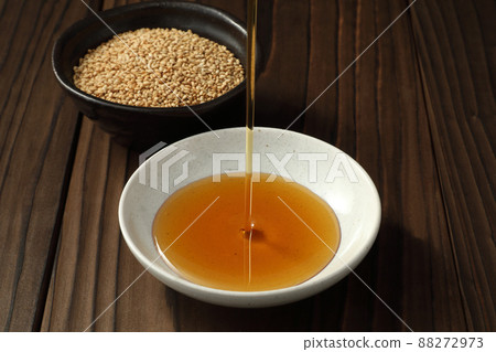 Sesame oil Sesame oil 88272973