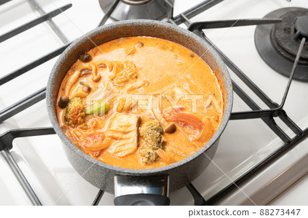 Cooking scenery of soup with lots of ingredients Cooking scenery of soup with lots of ingredients 88273447