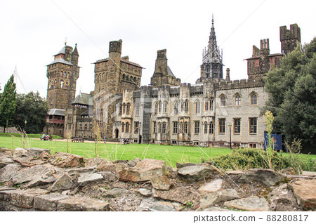 [Cardiff] Exterior of Cardiff Castle 88280817