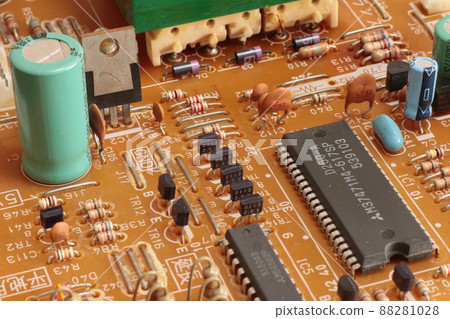 Electronic circuit board with various electronic components lined up Electronic circuit board with various electronic components lined up 88281028