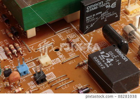 Electronic circuit board with various electronic components lined up Electronic circuit board with various electronic components lined up 88281038