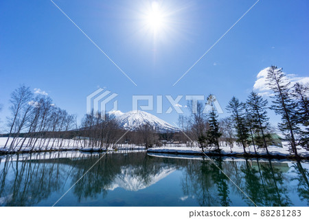 羊蹄山天氣晴朗 羊蹄山天氣晴朗 88281283