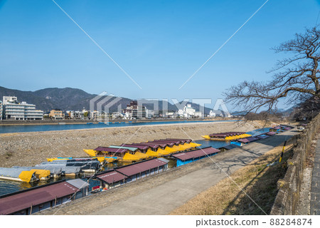 << Gifu Prefecture >> Nagara River, Gifu City << Gifu Prefecture >> Nagara River, Gifu City 88284874