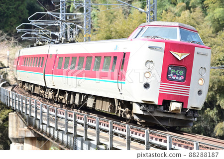 Hakubi Line Kurosaka-Neu Station JR West 381 Series Panorama Organization Kuro 380-6 (Yonago) Yakumo Hakubi Line Kurosaka-Neu Station JR West 381 Series Panorama Organization Kuro 380-6 (Yonago) Yakumo 88288187