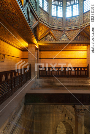 Nilometer building, an ancient Egyptian water measurement device used to measure the level of river Nile, River Nile, Cairo, Egypt 88288198