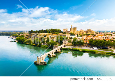 Saint Benezet bridge in Avignon in a beautiful summer day, France 88290020