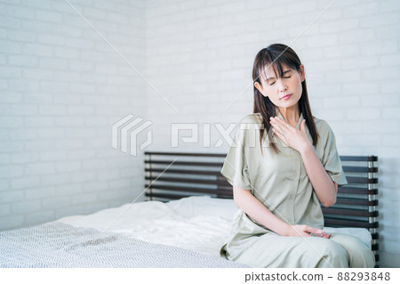 Middle generation women Middle generation women 88293848