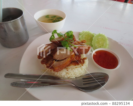 Cheap lunch at a stall on Koh Samui, Thailand Cheap lunch at a stall on Koh Samui, Thailand 88295134