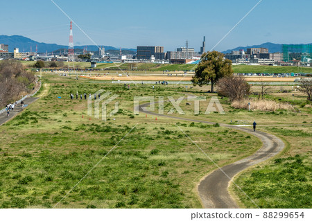 Yodogawa River Park Neyagawa City Yodogawa River Park Neyagawa City 88299654