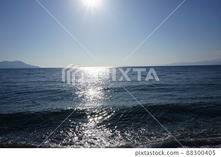 Winter horizon sea and sun Winter horizon sea and sun 88300405