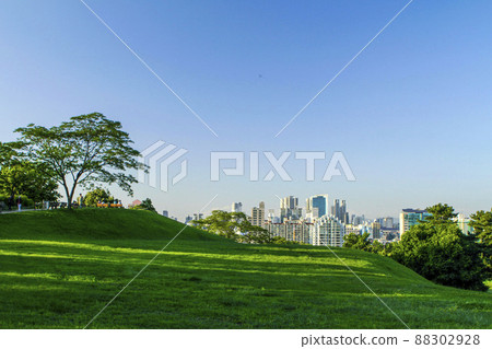 Olympic Park scenery that goes well with high-rise buildings in the city Olympic Park scenery that goes well with high-rise buildings in the city 88302928