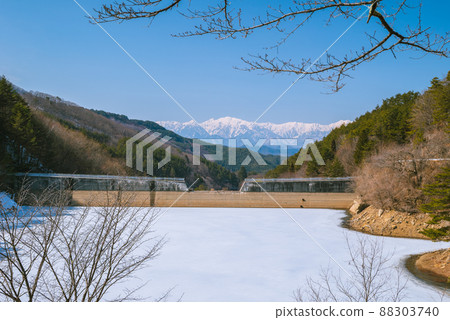 東城大壩和北阿爾卑斯山[東竹熊郡築北村] 88303740