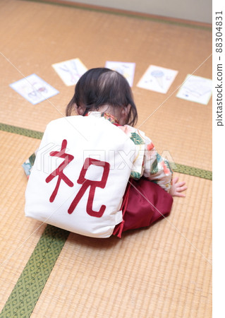 1歲生日時穿著袴，背著一升麻糬的孩子 88304831