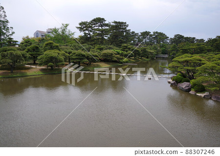 中津萬園 88307246