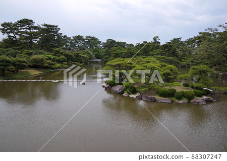 中津萬園 88307247