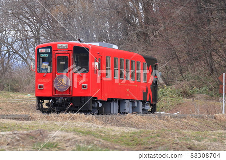 秋田內陸線新觀光車“Akita Matagi” 88308704