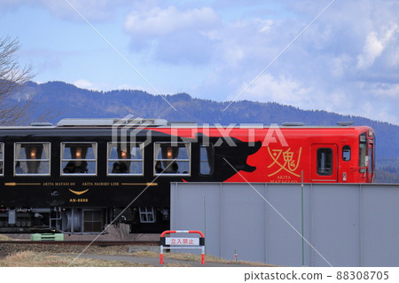 秋田內陸線新觀光車“Akita Matagi” 88308705