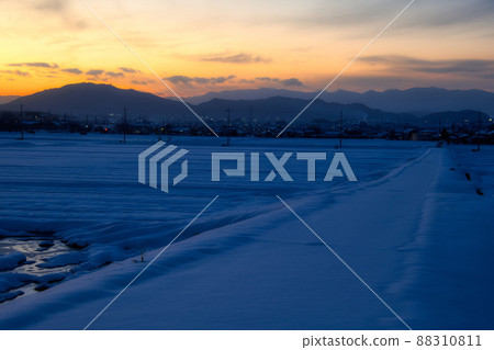 Countryside snow scene and sunset January 2022 Countryside snow scene and sunset January 2022 88310811