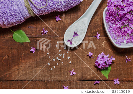 Aromatherapy, wellness and spa with lilac flowers Aromatherapy, wellness and spa with lilac flowers 88315019