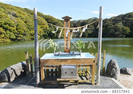 【御前崎市櫻池畔供奉龍神的池宮神社】 【御前崎市櫻池畔供奉龍神的池宮神社】 88317841