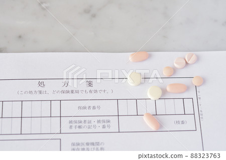 Prescriptions and tablets Prescriptions and tablets 88323763