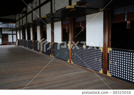 Temple crossing corridor 88325038