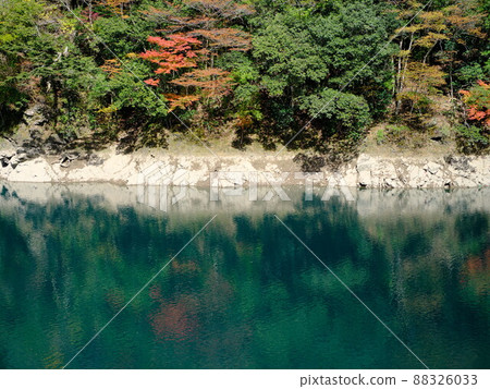 秋長安湖大壩湖 88326033