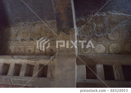 Pompeii public bath Pompeii public bath 88328953
