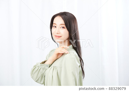 美麗的女人，頭髮 88329079