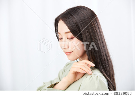 Beautiful woman with hair 88329093