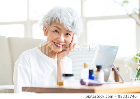 資深美女 資深美女 88333746