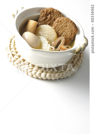 Boiled egg, radish, chikuwa, Jakoten, Shirataki, oden with kamaboko taken on a white background 88336982