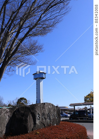 Scenery of ancient lotus village in Gyoda City, Saitama Prefecture, where the observation tower stands 88341008